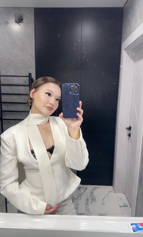 Белый пиджак acte brand