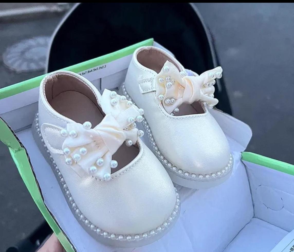 Туфли на годик