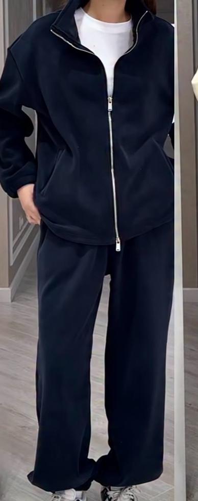 Флисовый спортивный костюм