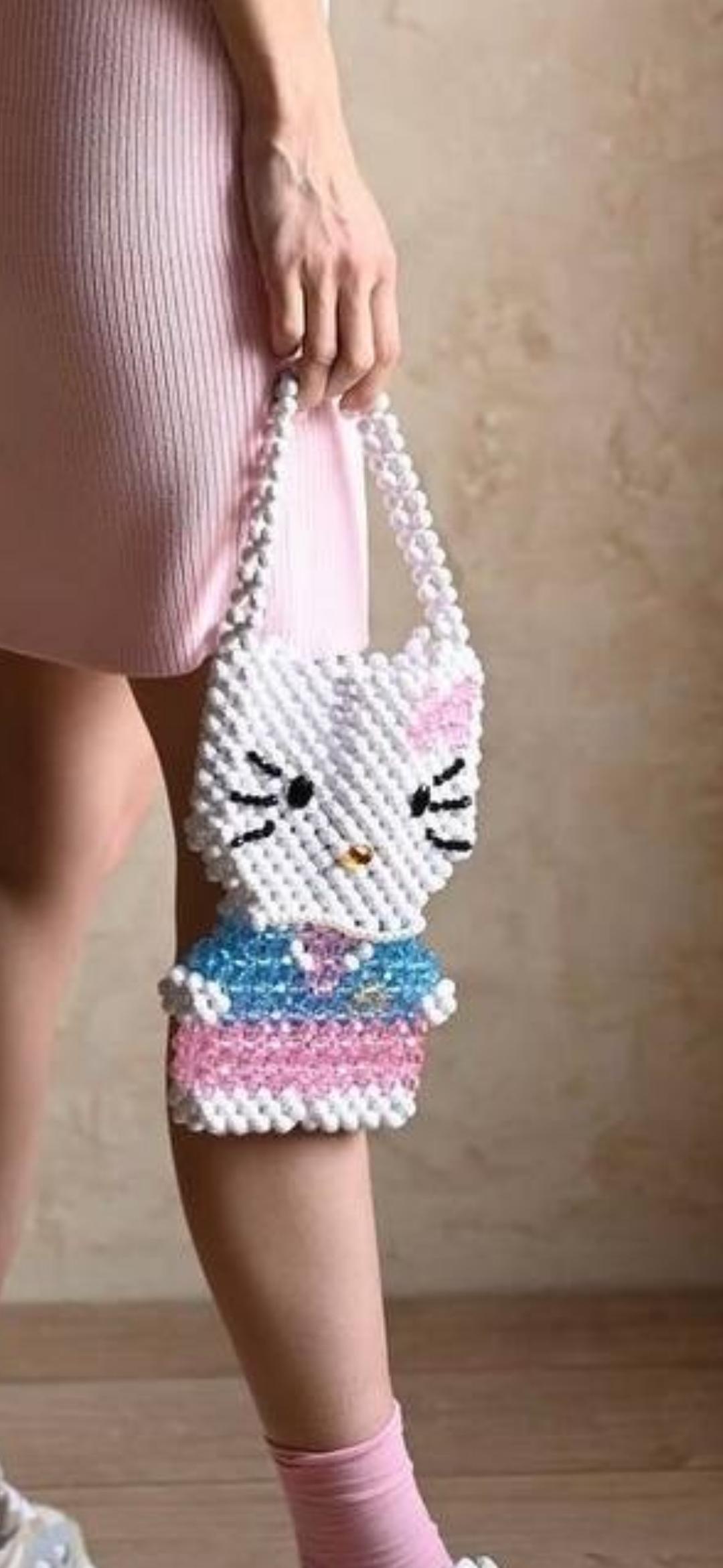 Handmade (ручная работа) Сумка из бусин Hello Kitty — фото 2