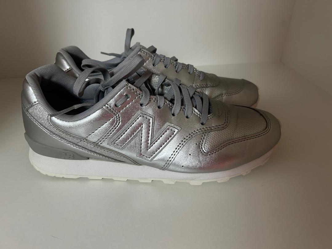 New Balance Оригинальные женские кроссовки New Balance. — фото 2