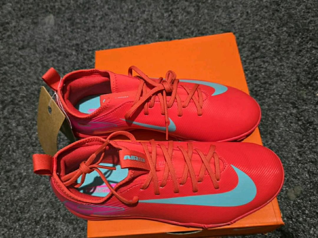 Nike Бутсы сороконожки — фото 2