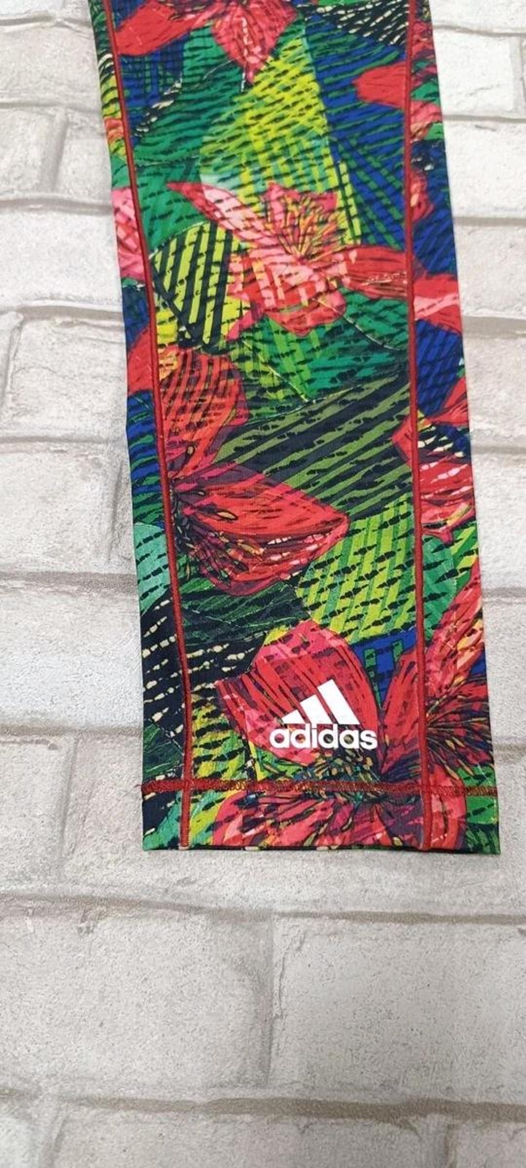 Adidas Женские спортивные легинсы (тайтсы) из коллаборации Adidas x Salinas — фото 2