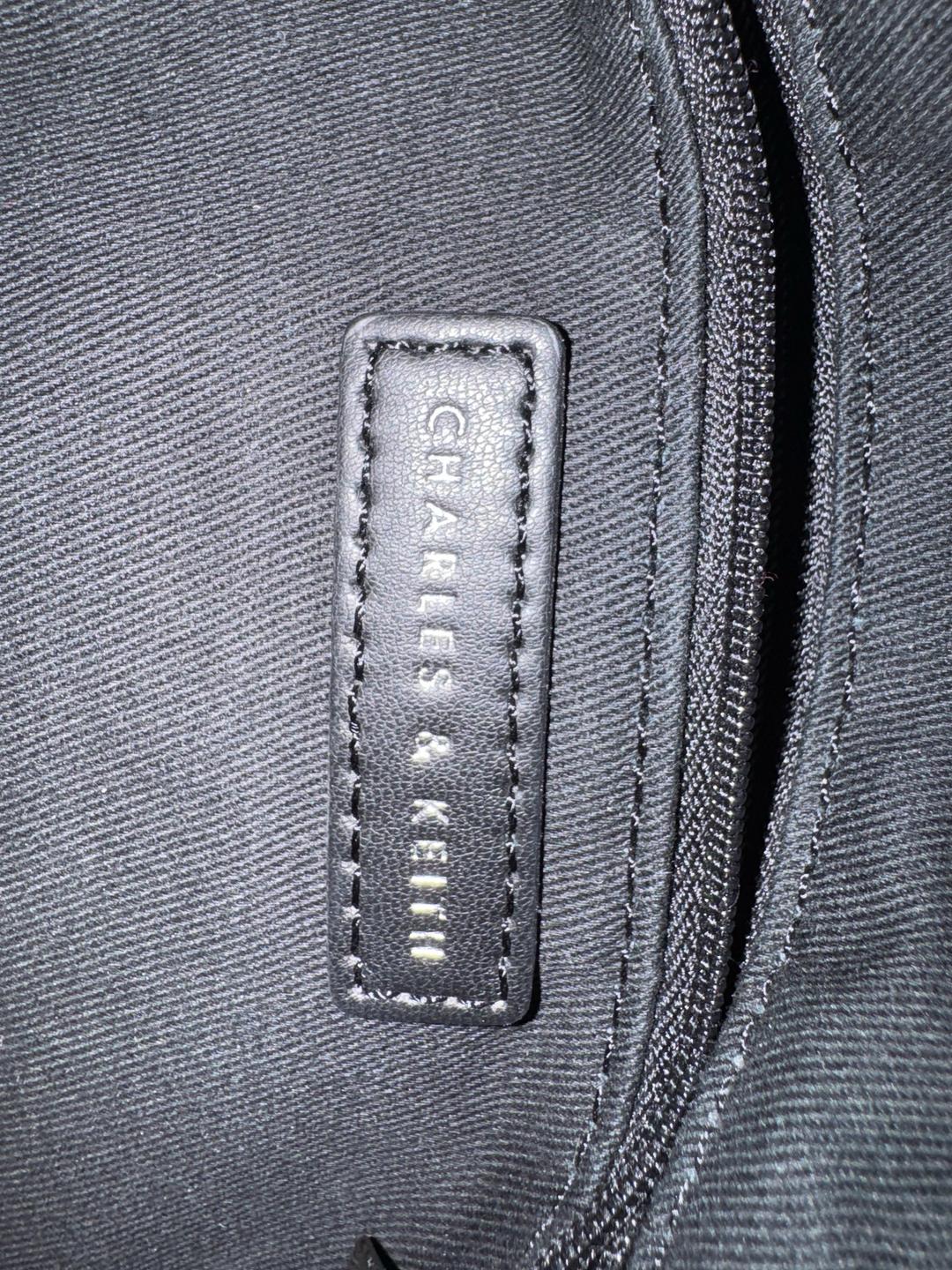 Charles & Keith Женская сумка Charles & Keith чёрная — фото 2