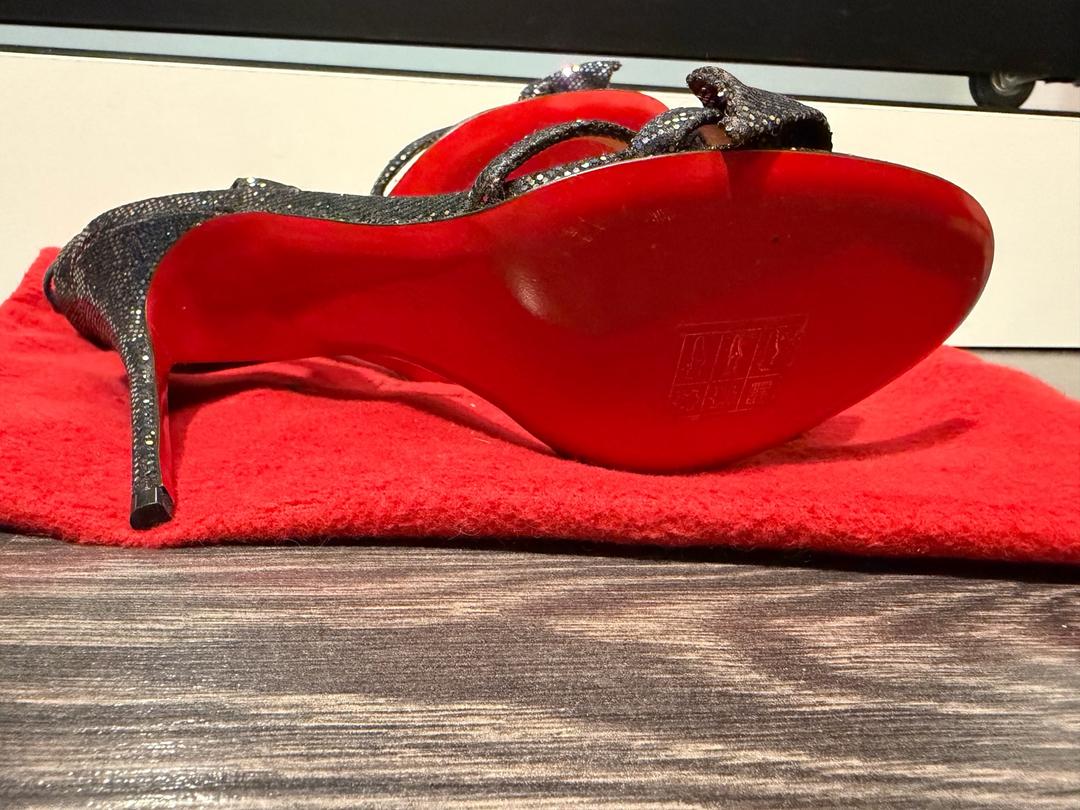 Christian Louboutin Босоножки Christian Louboutin — фото 2
