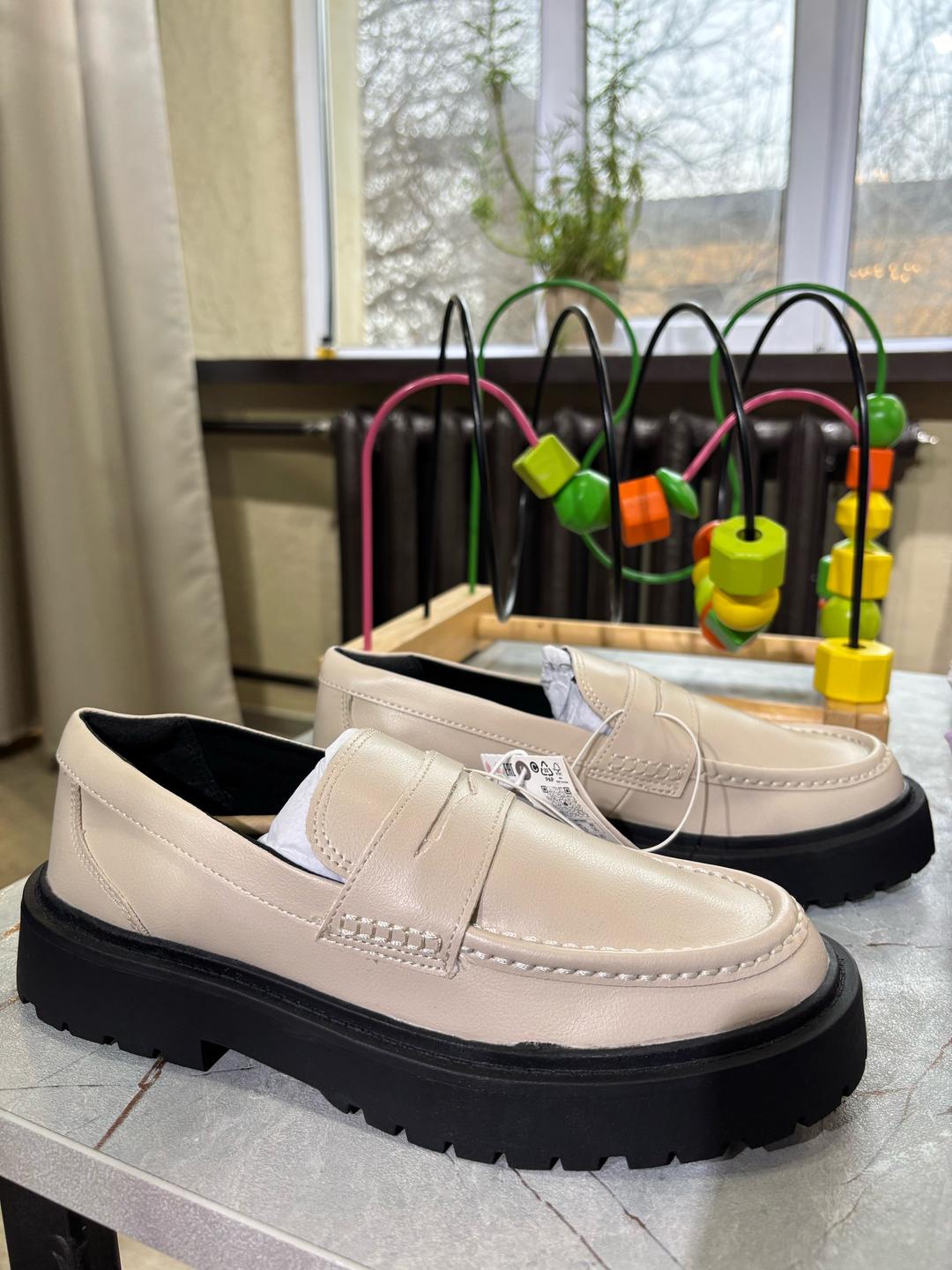 Zara Продам лоферы 37 размер — фото 2