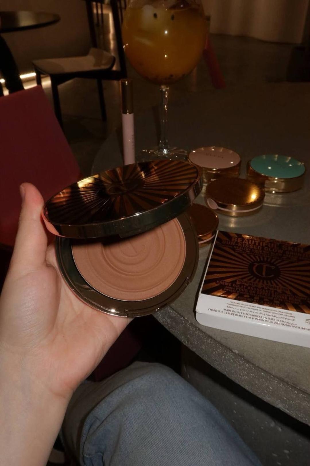 Charlotte Tilbury Charlotte Tilbury Beautiful Skin Sun-Kissed Glow Bronzer — фото 2