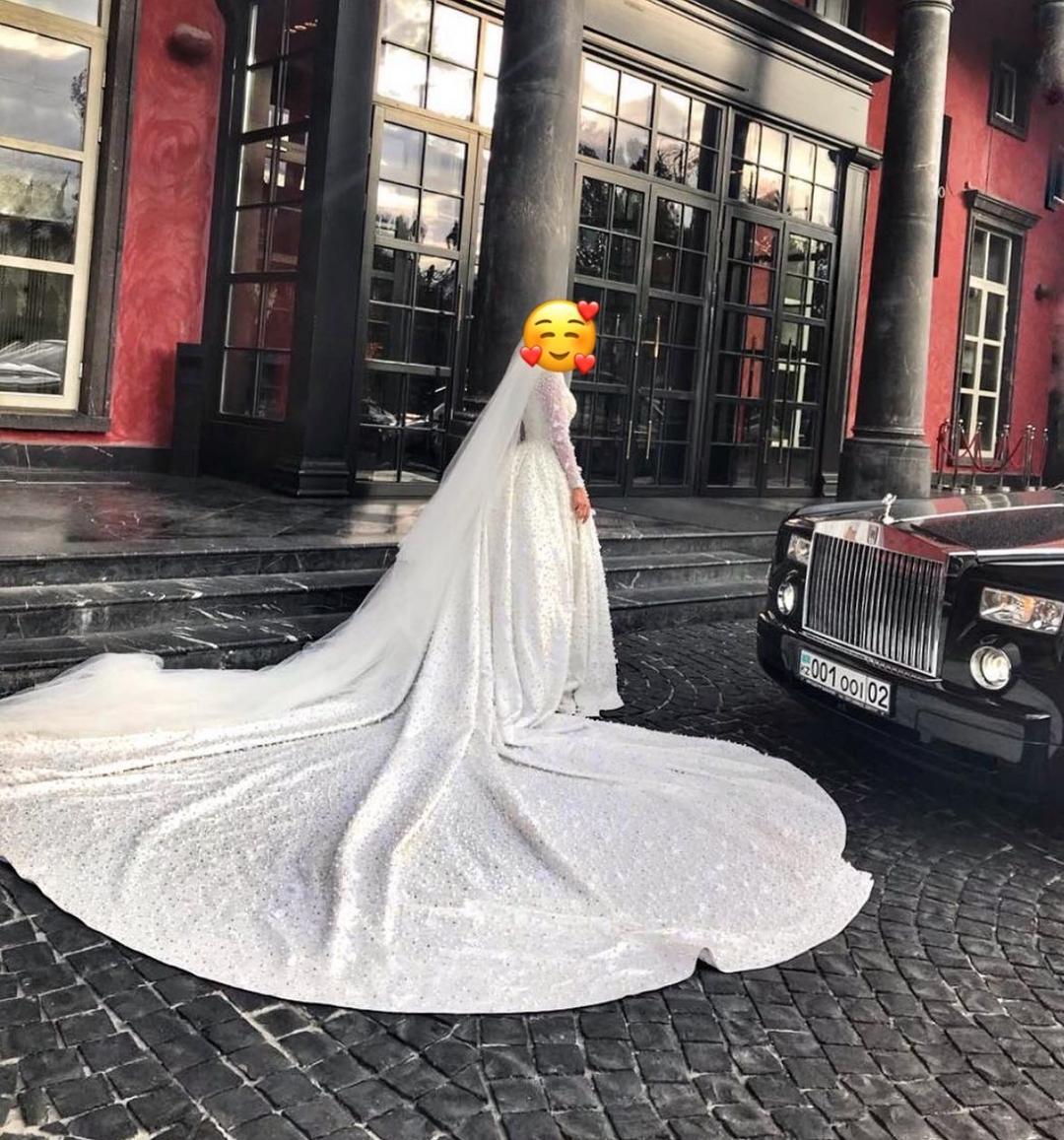 Handmade (ручная работа) Свадебное платье от дизайнера Наиля Байкучукова — фото 2
