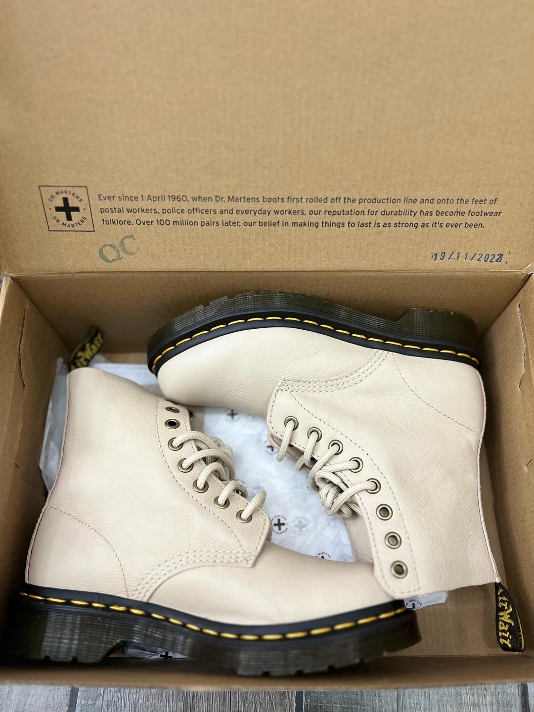 Dr. Martens Ботинки женские оригинал новые — фото 2