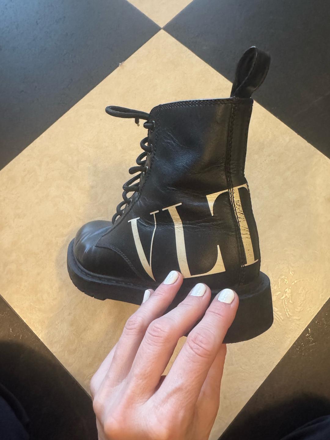 Valentino Garavani Ботинки combat boots от Valentino. — фото 2