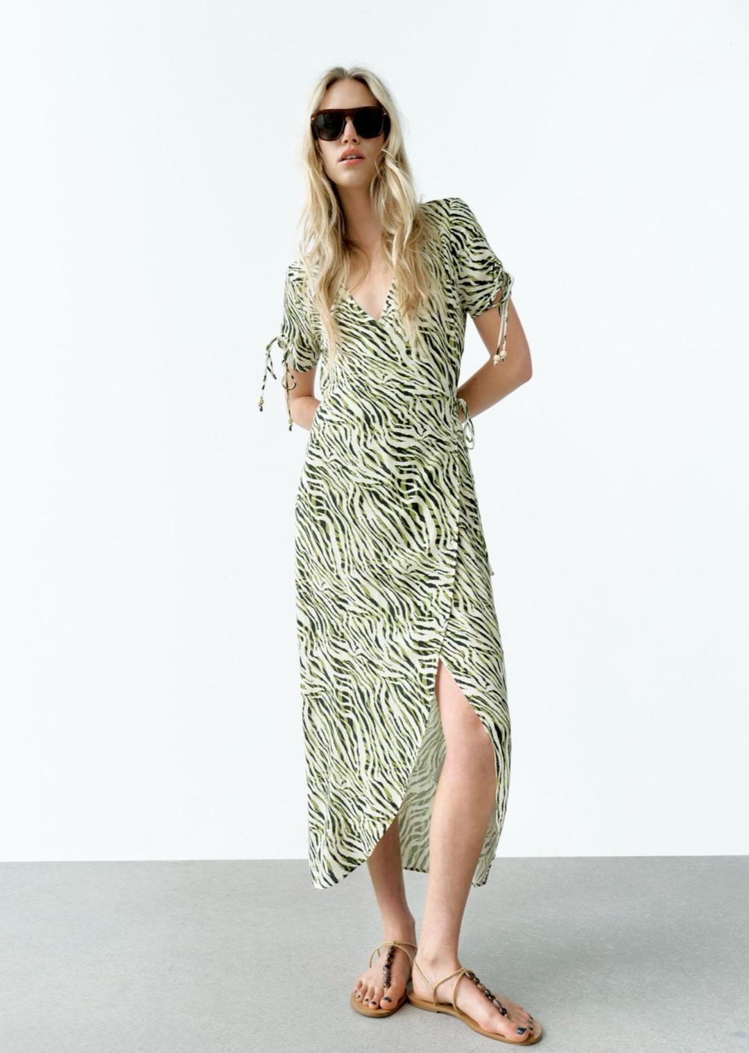 Zara Платье ZARA с запахом и принтом зебра — фото 2