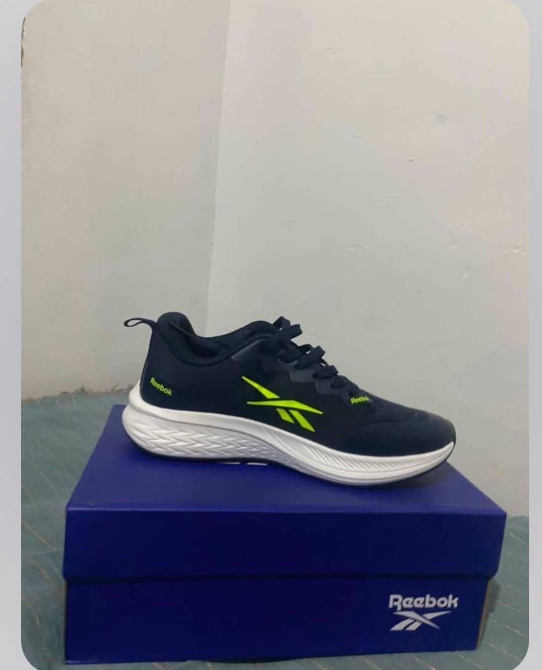 Reebok Продам кроссовки — фото 2
