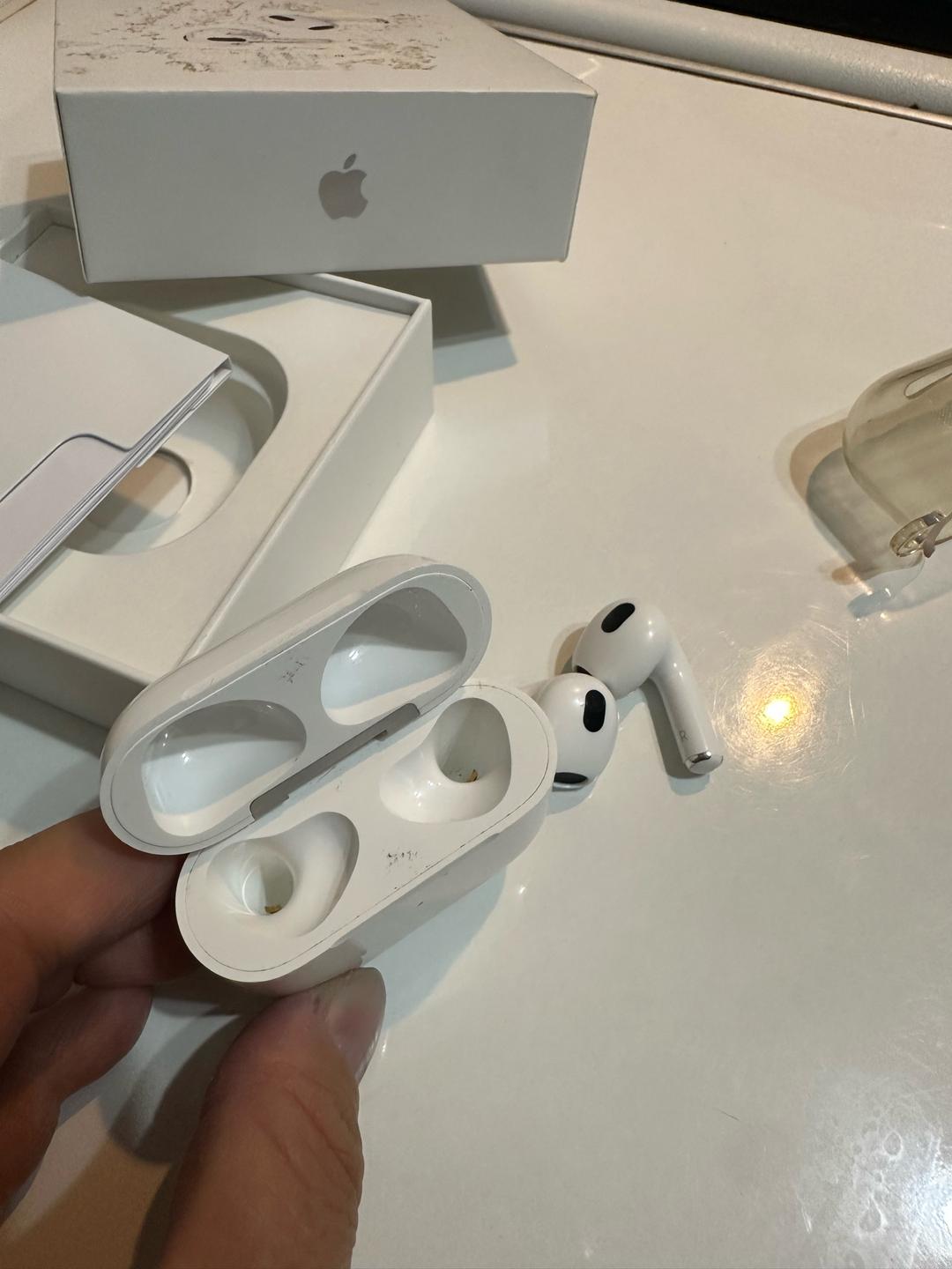 Apple Наушники Apple AirPods 3! Оригинальные! — фото 2