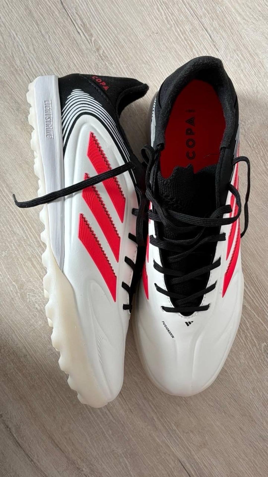 Adidas Футбольные сороконожки — фото 2