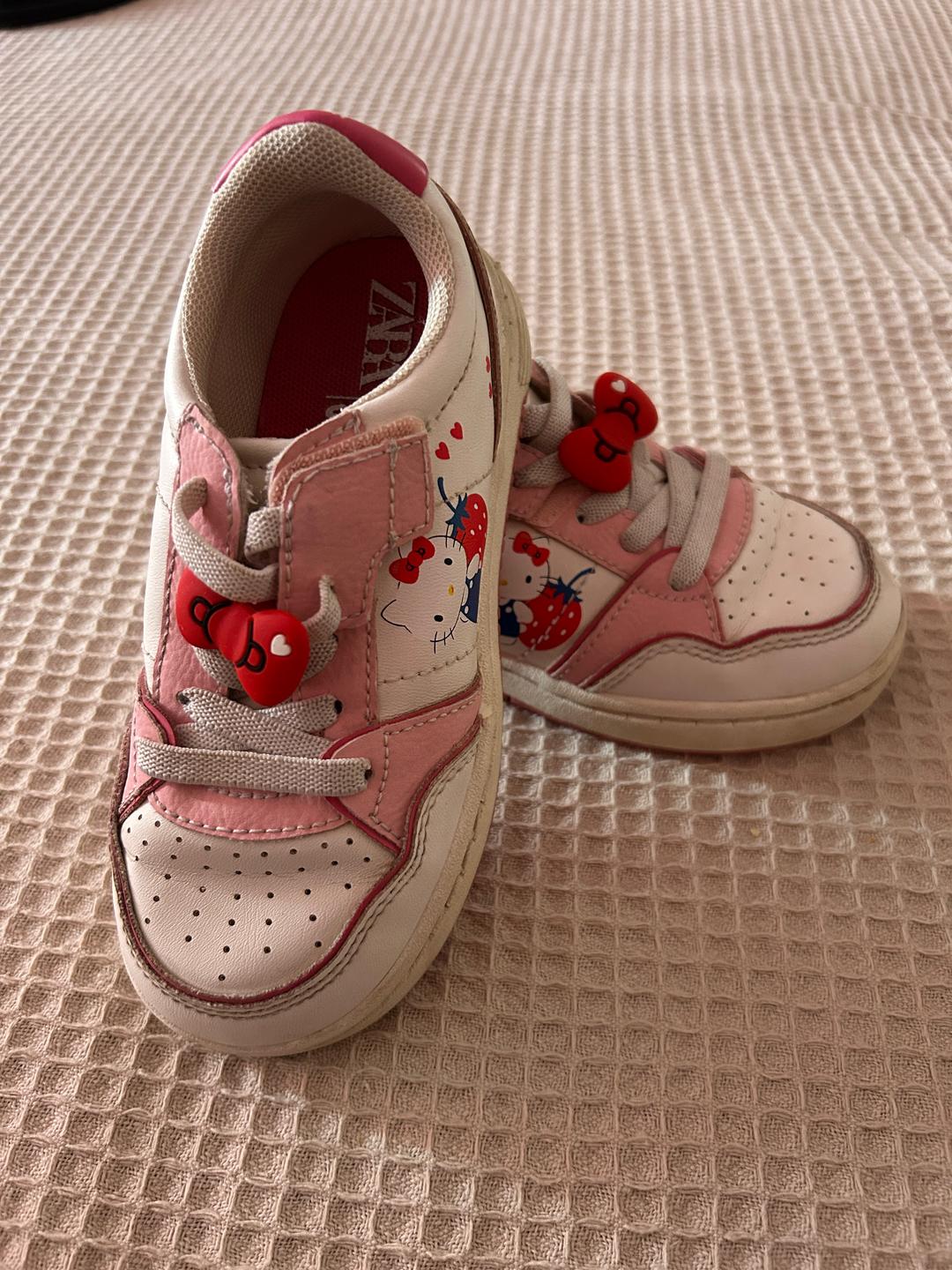 Zara Кроссовки Zara Hello Kitty для девочки — фото 2