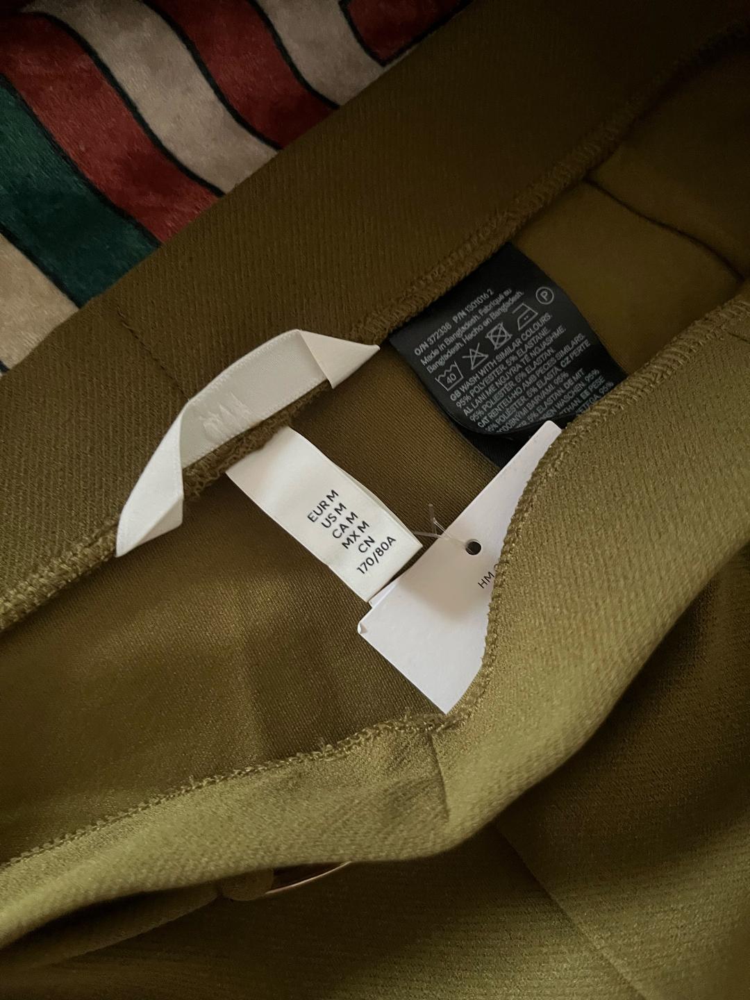 H&M Брюки H&M на размер Л больше подходит — фото 2