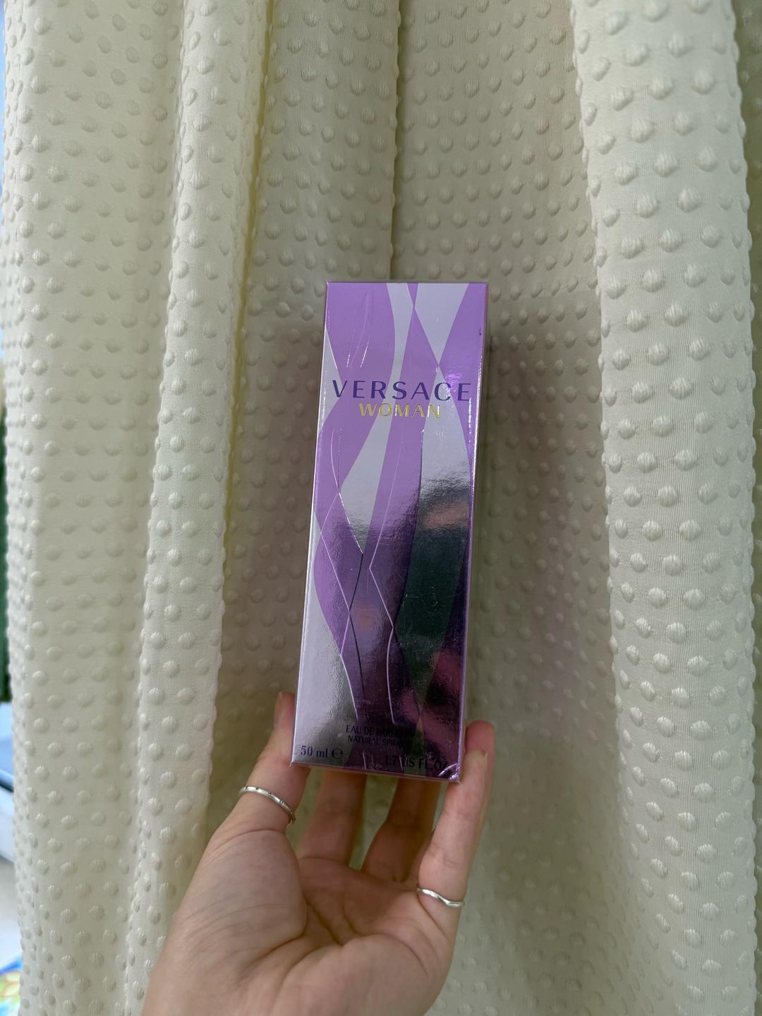 Versace Парфюмерная вода Versace Woman 50 мл — фото 2