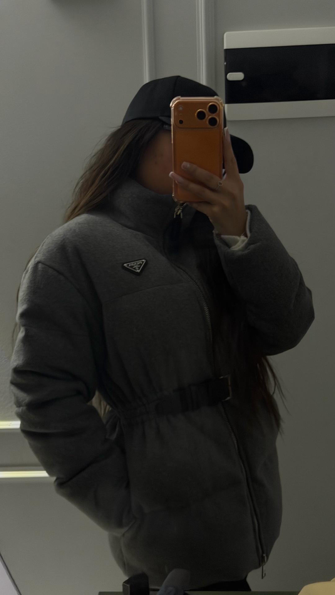 Prada Куртка prada женская серая — фото 2