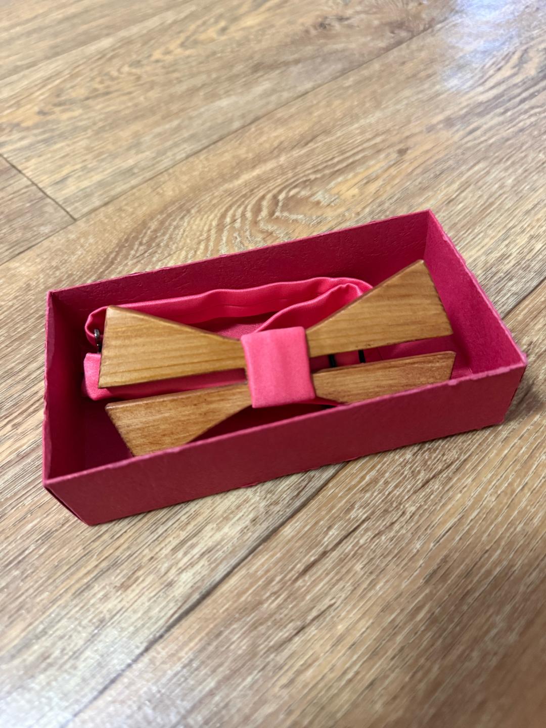 Handmade (ручная работа) Деревянная галстук-бабочка — фото 2