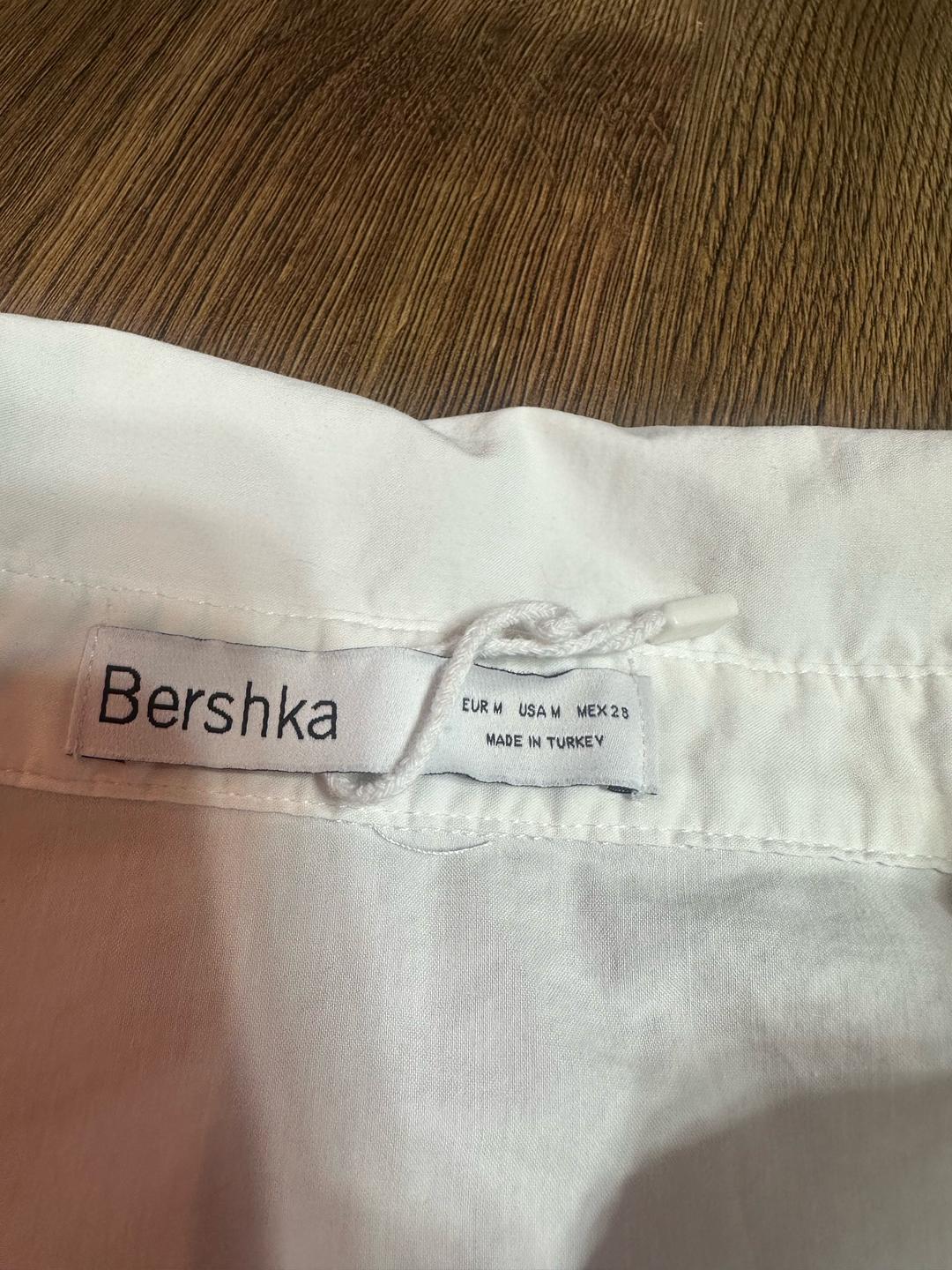 Bershka Укороченная рубашка bershka — фото 2