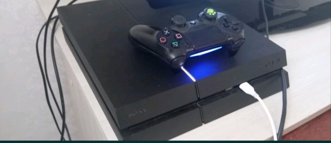 Playstation 4 Playstation 4 прошитый — фото 2