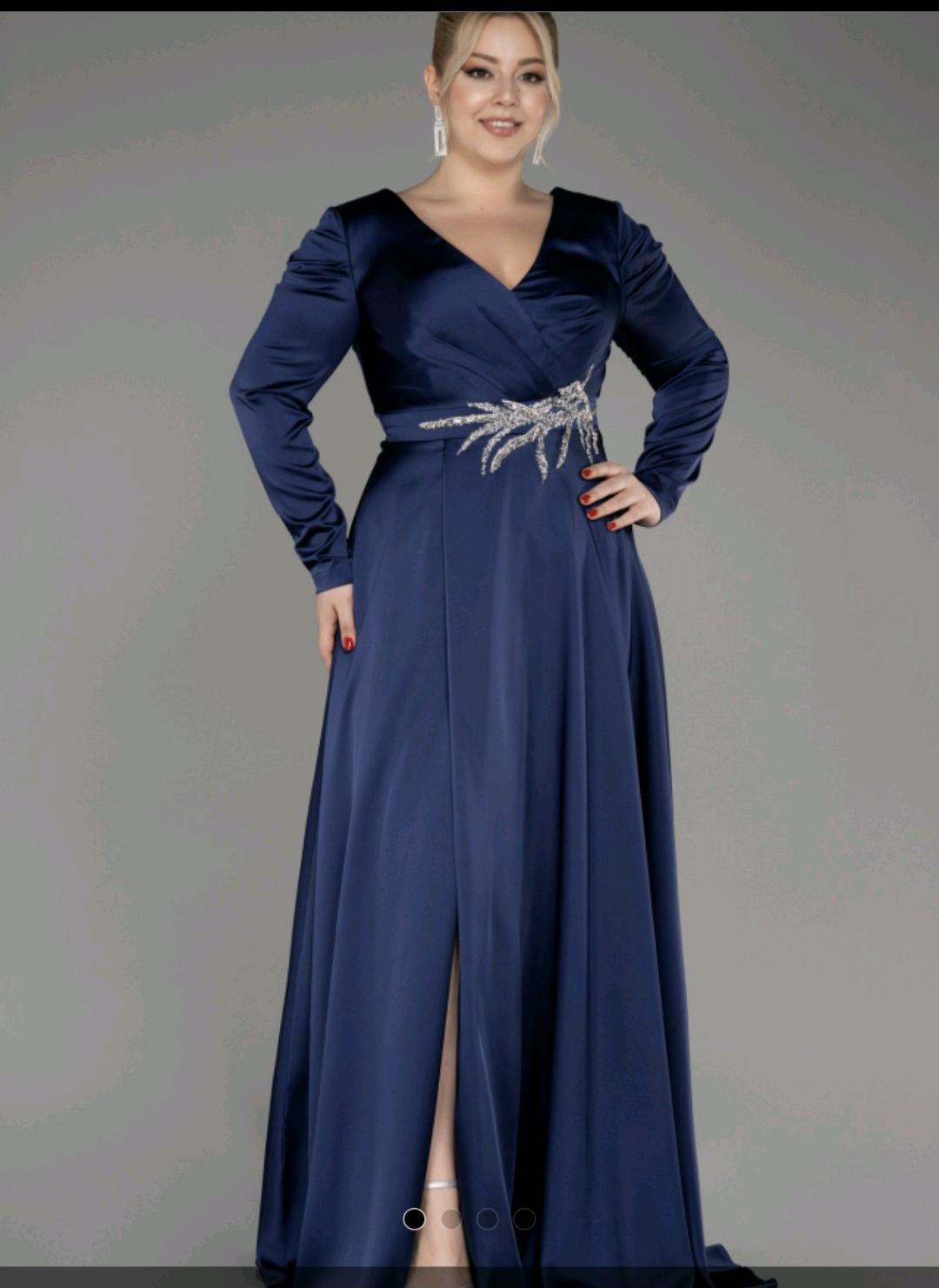 Вечернее платье plus size — фото 2