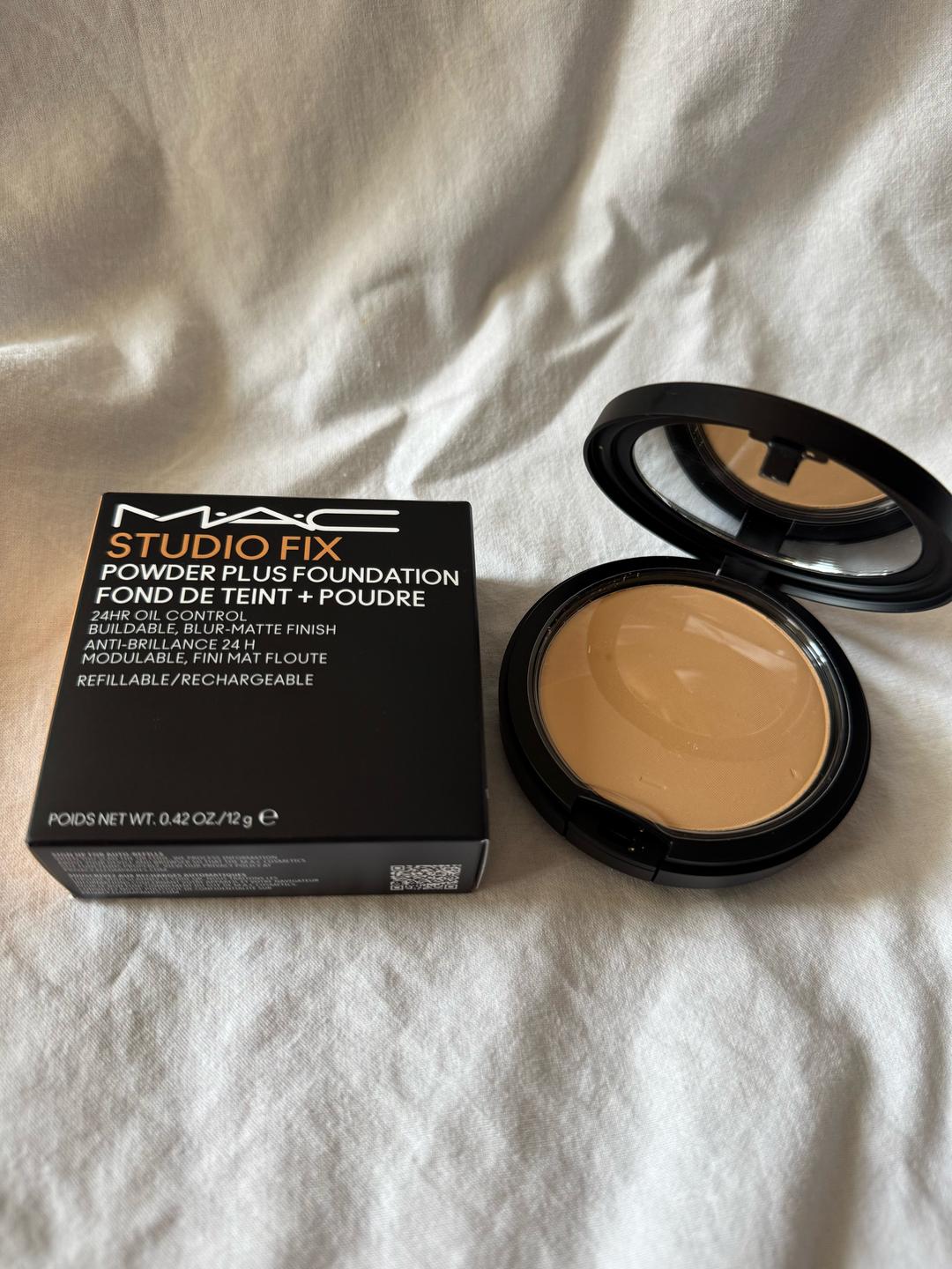 MAC Пудра M.A.C Studio Fix Powder Plus Foundation — фото 2