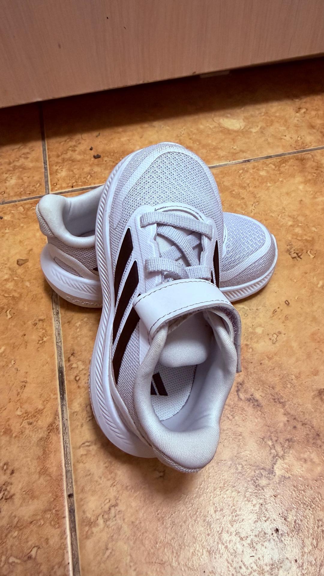 Adidas Детские кроссовки adidas — фото 2