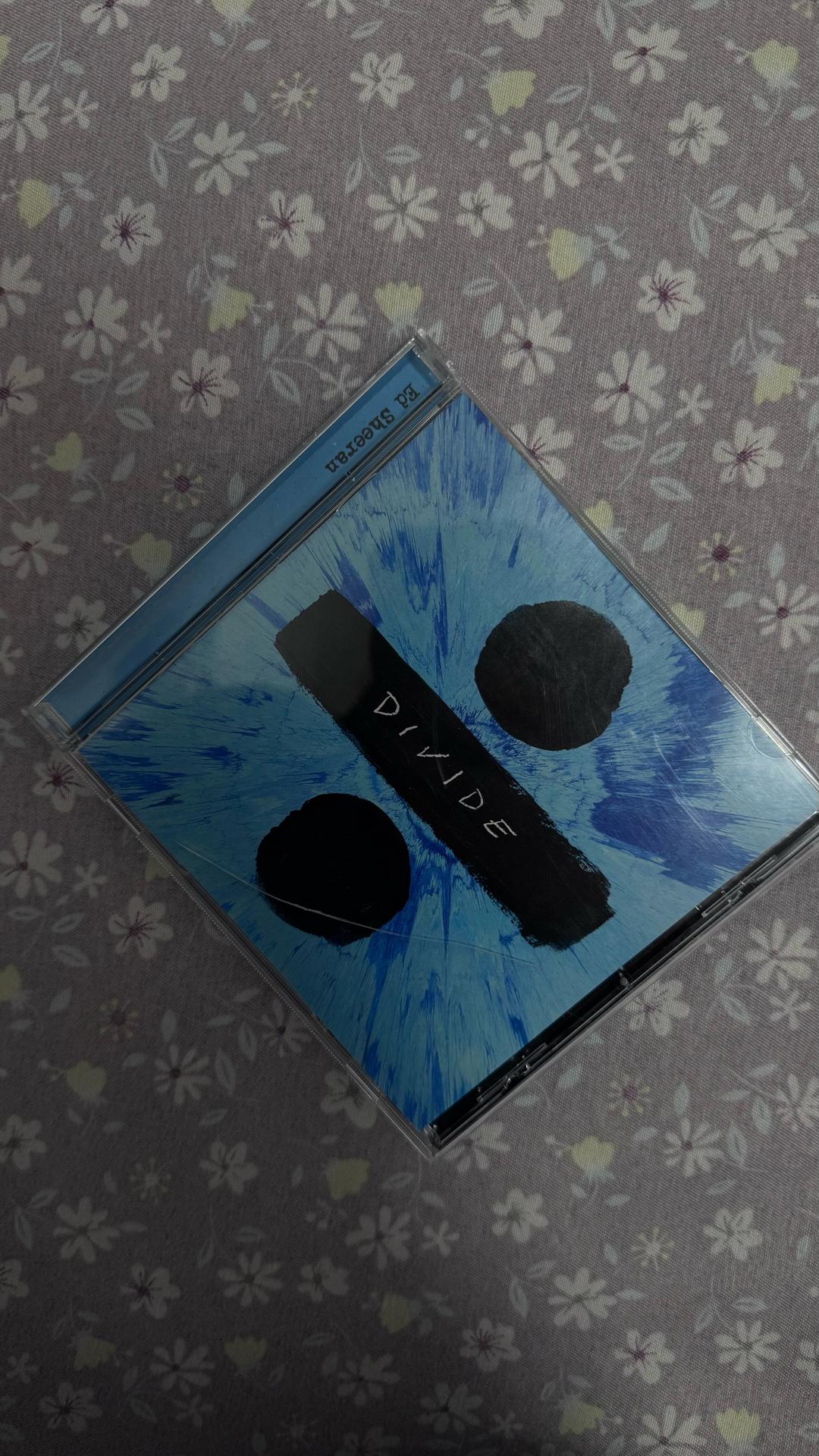 Ed Sheeran Музыкальный диск Ed Sheeran - Divide (CD) — фото 2