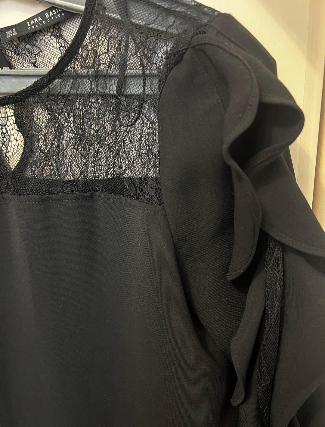 Zara Платье Zara Basic с кружевными вставками и оборками — фото 2