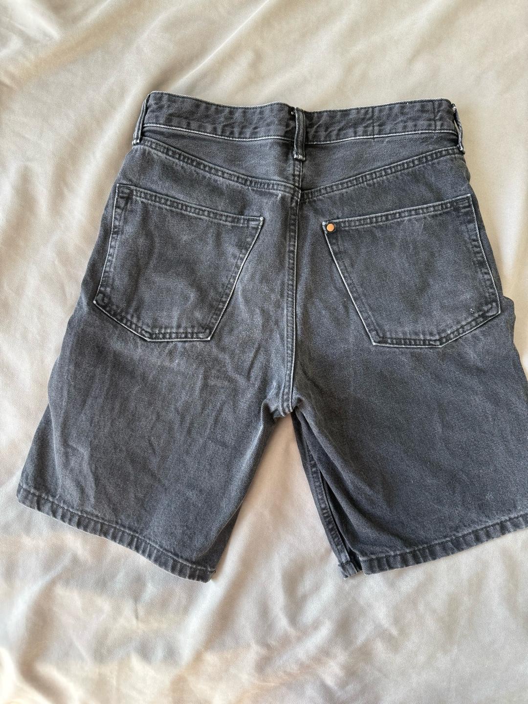 H&M Джинсовые шорты H&M relaxed fit — фото 2