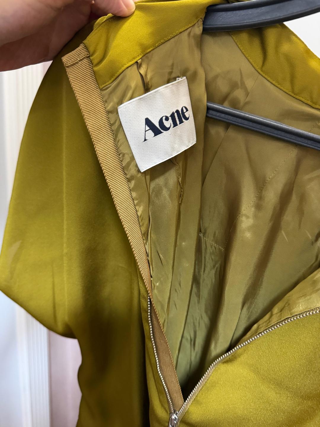 Acne Studios Платье Acne с воротником-стойкой — фото 2