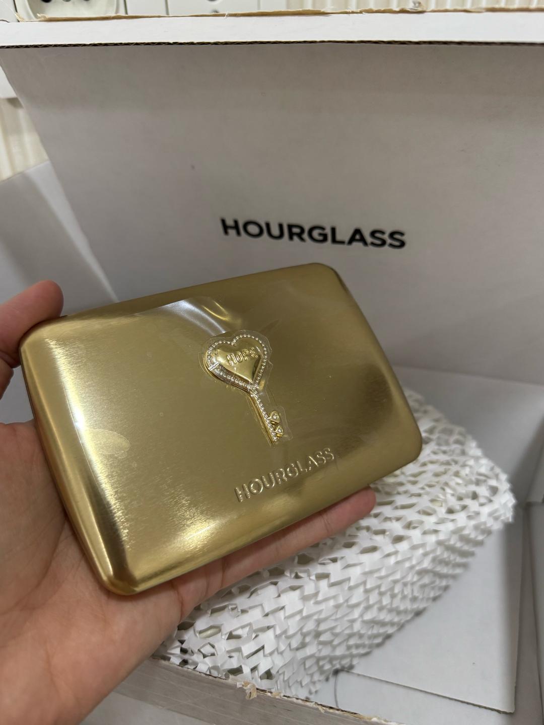 Hourglass Палетка для лица Hourglass Ambient Lighting Edit Unlocked Hope — фото 2