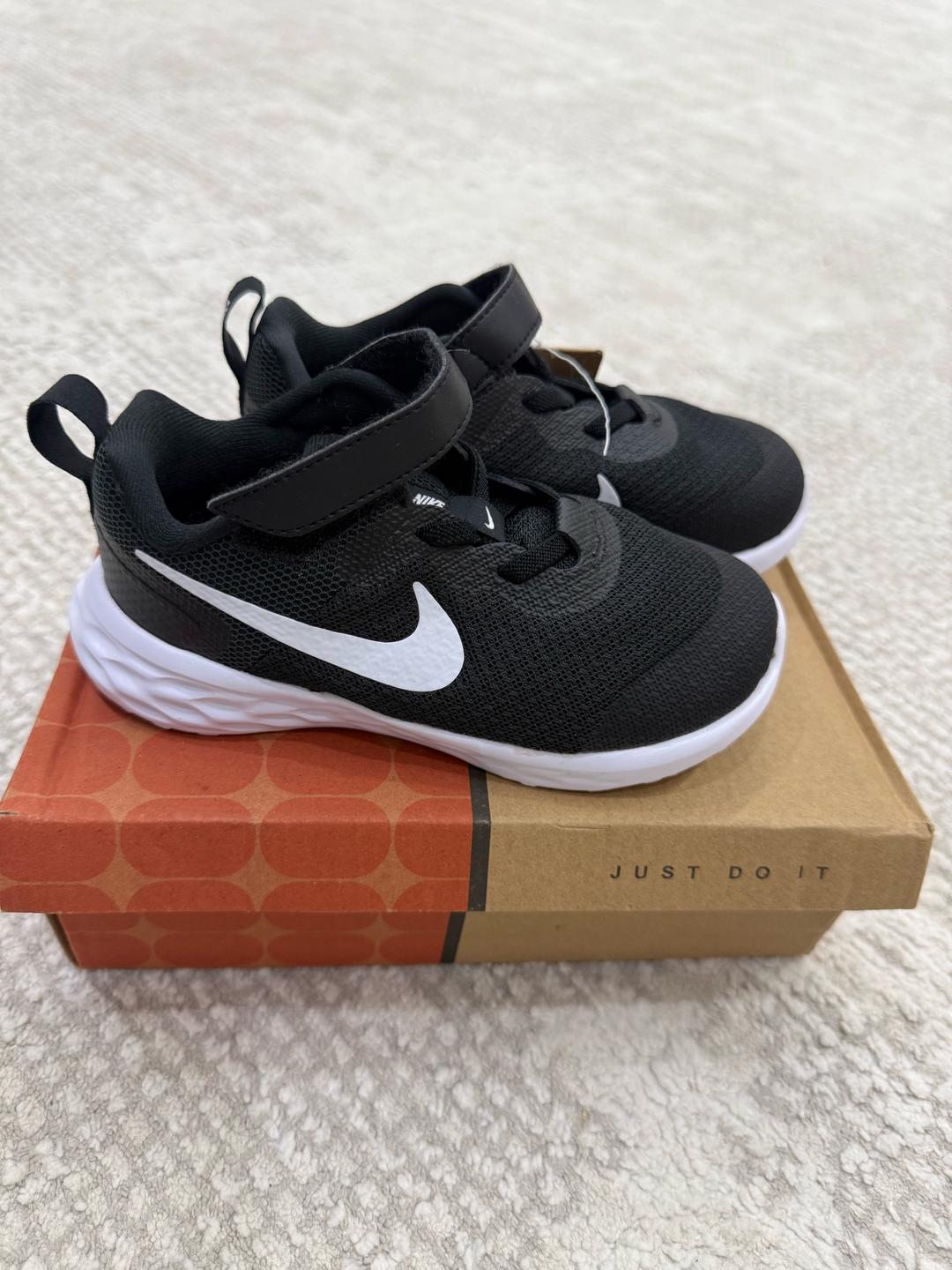 Nike Кроссовки Nike для мальчиков — фото 2