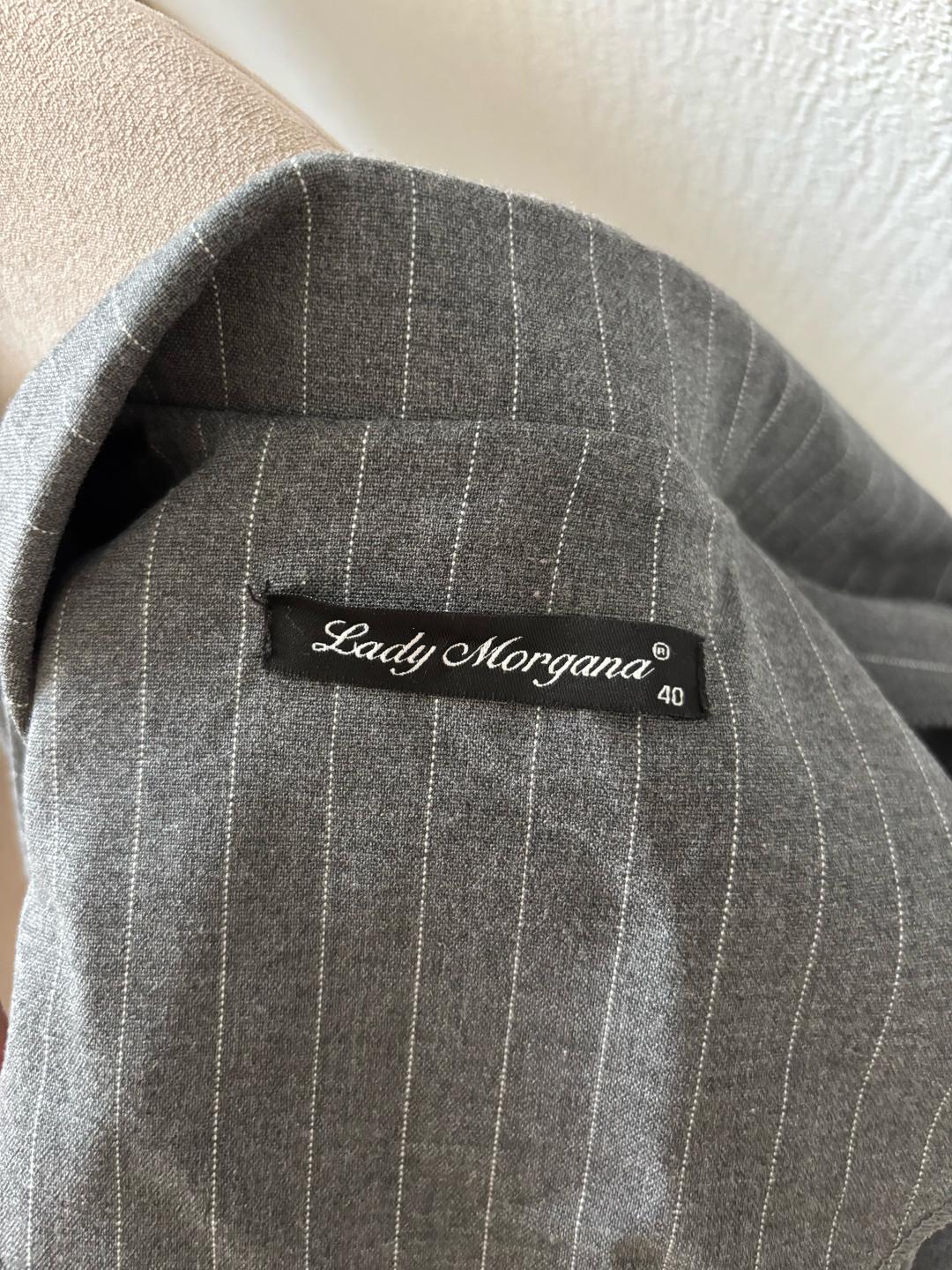 lady Morgan’s Платье в полоску — фото 2