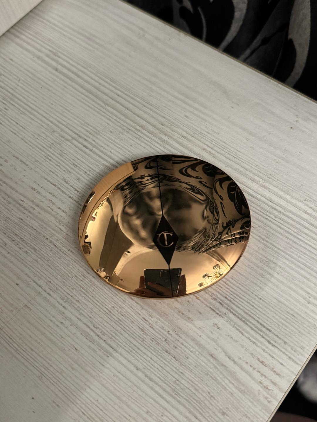 Charlotte Tilbury Пудра Charlotte Tilbury — фото 2