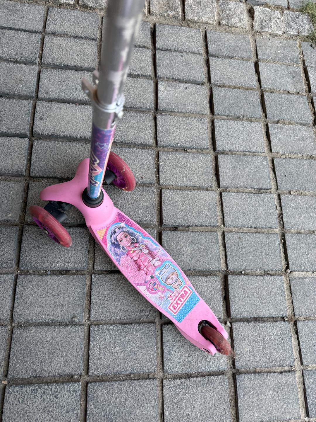 Barbie Самокат розовый Барби — фото 2