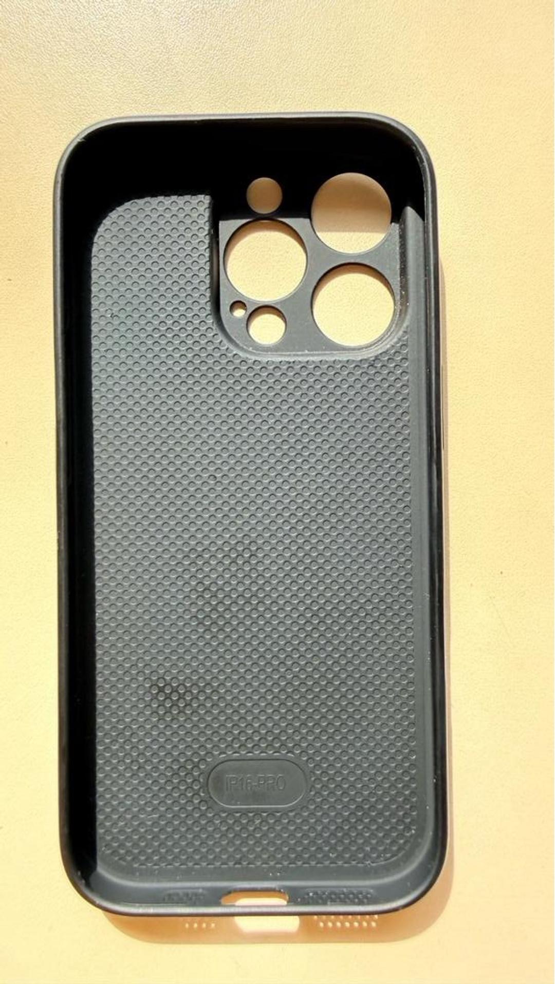 чехол IPhone 16Pro Чехол на IPhone 16 pro — фото 2