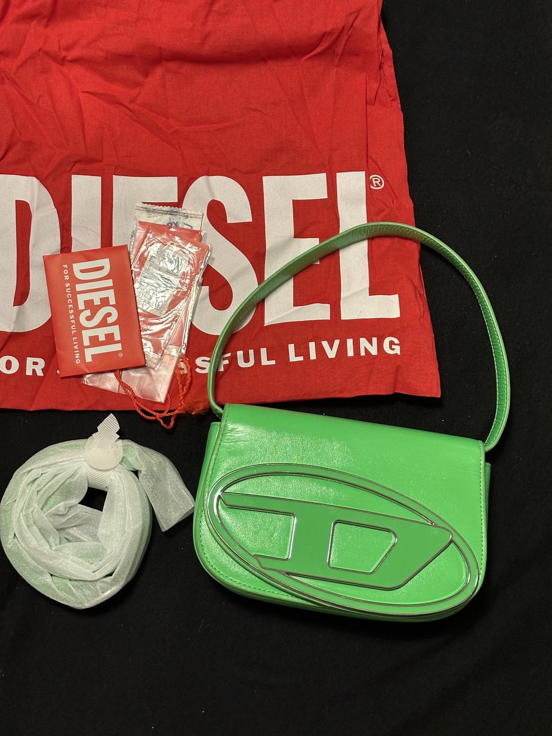 Diesel Сумка Diesel 1DR Shoulder Bag (green fluo) — фото 2