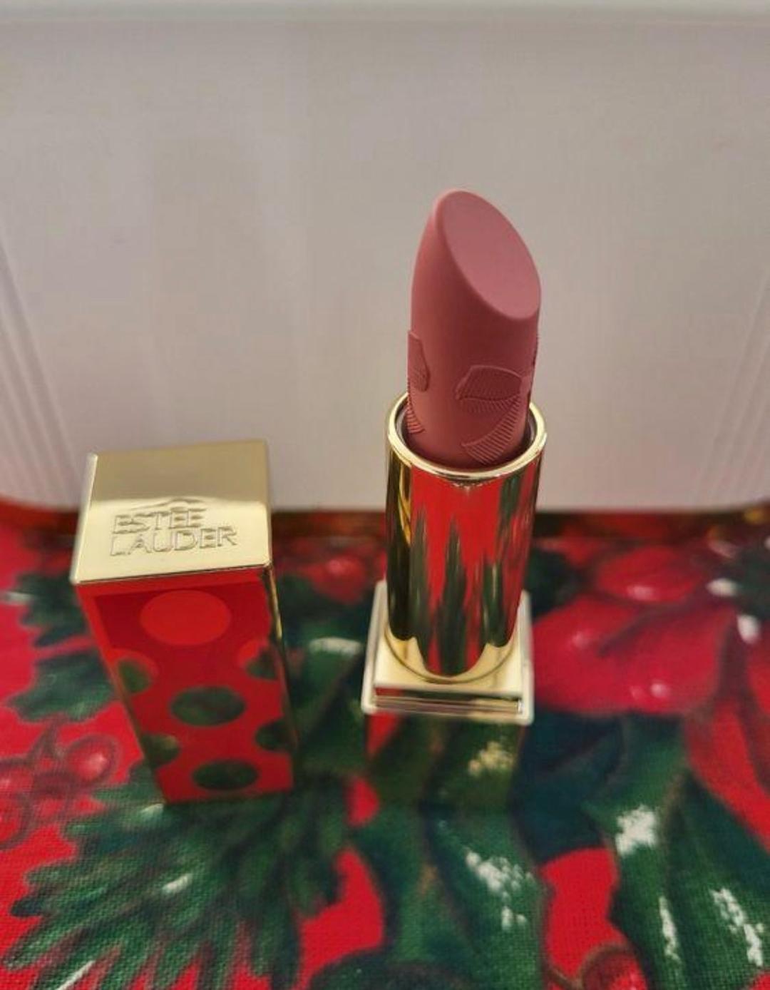 Estée Lauder Помада Estee Lauder — фото 2