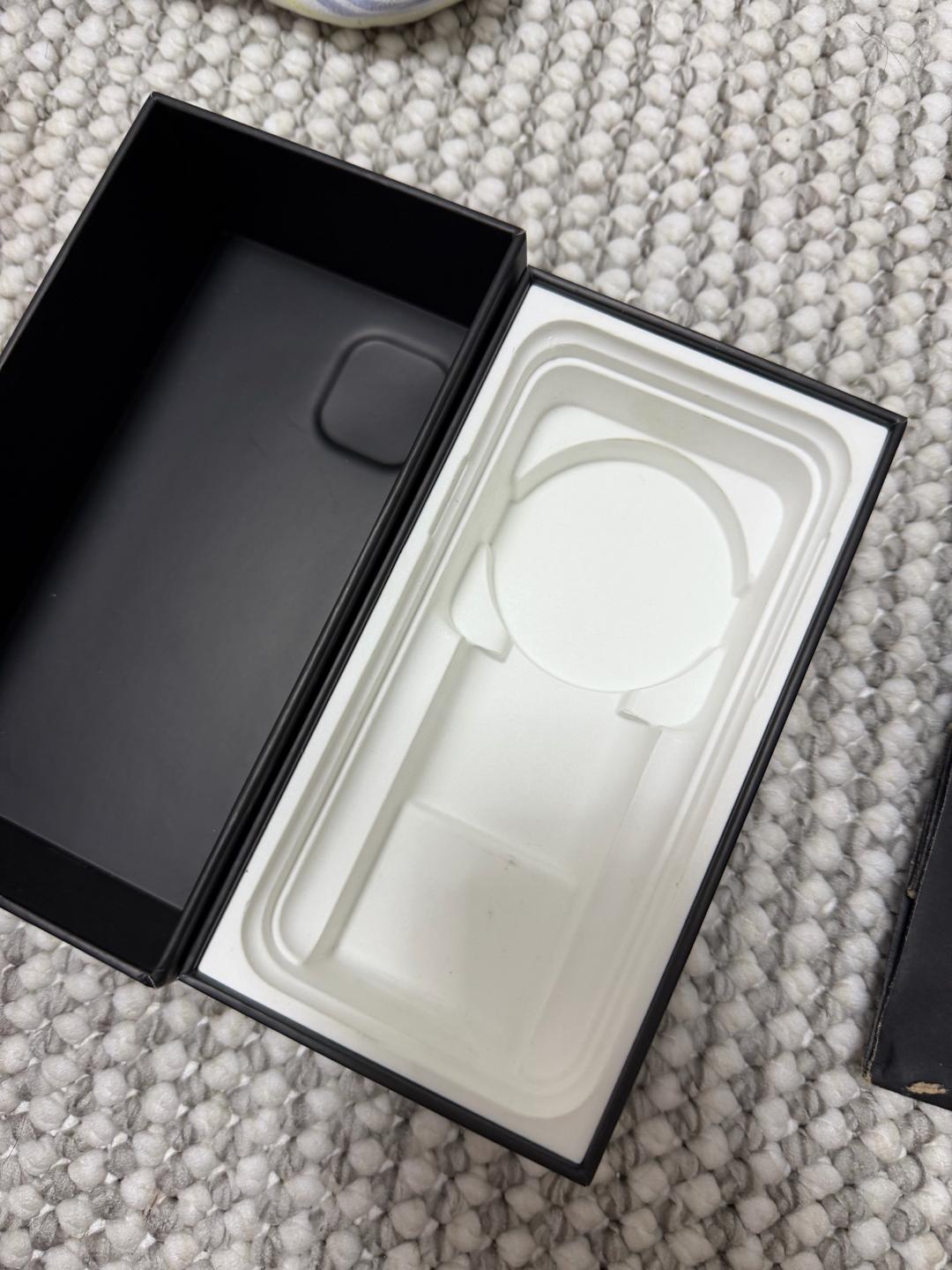 Apple Коробка Apple iPhone 11 Pro — фото 2