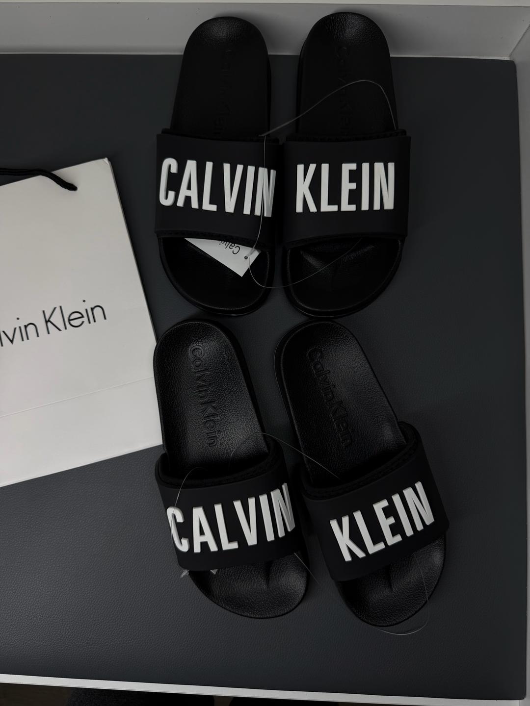 Calvin Klein Calvin Klein — фото 2