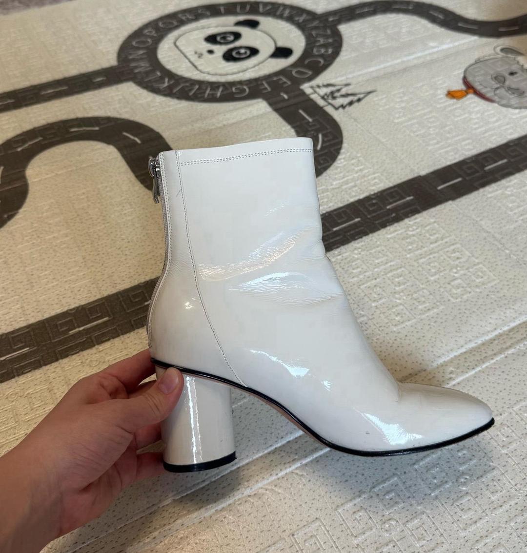 Stuart Weitzman Женские лакированные ботильоны — фото 2