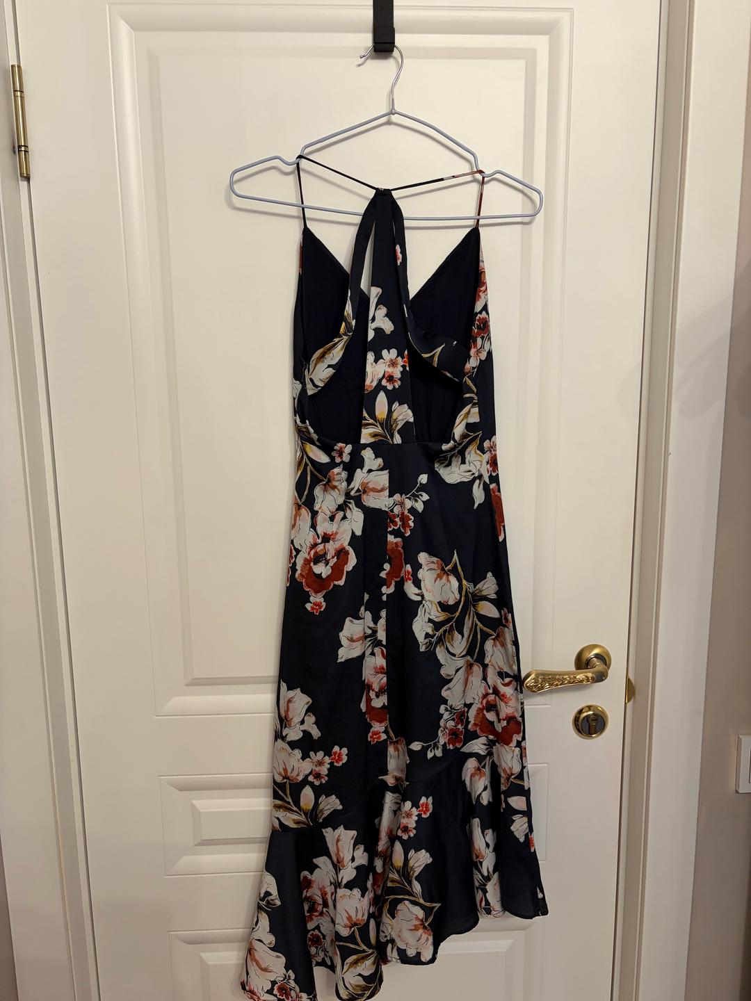 Zara Платье Zara с цветочным принтом и асимметричным подолом — фото 2