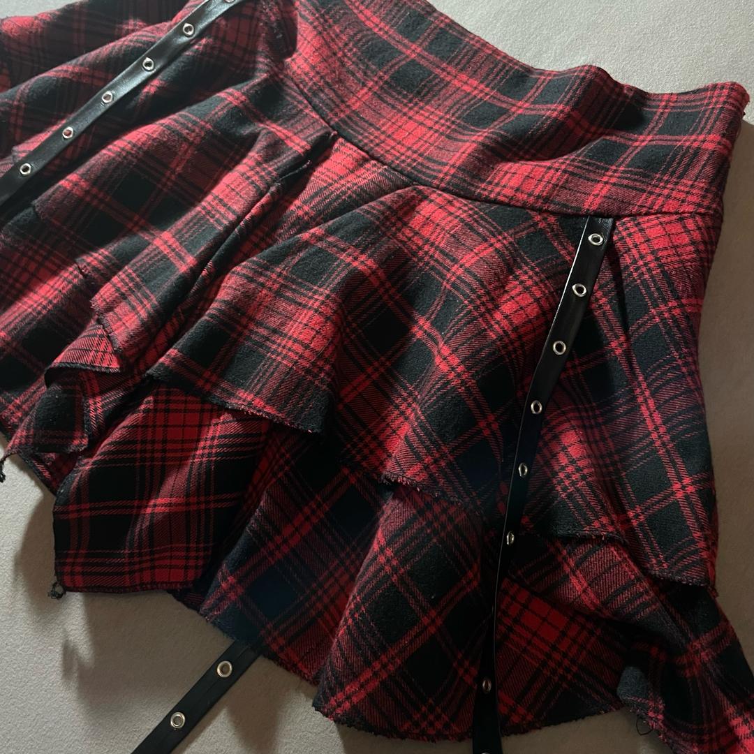 Винтаж мини-юбка в шотландскую клетку с ремешками Y2K / Grunge 🎸 — фото 2