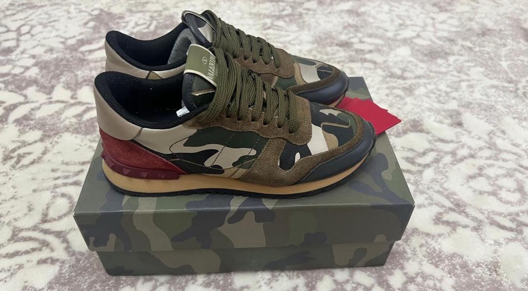 Valentino Продам кроссовки Валентино — фото 2