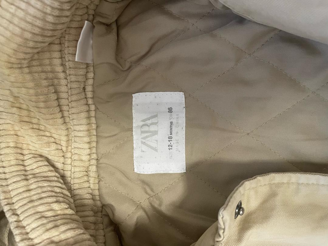 Zara Детская осенняя Куртка Zara 86 размер. В отличном состоянии. — фото 2