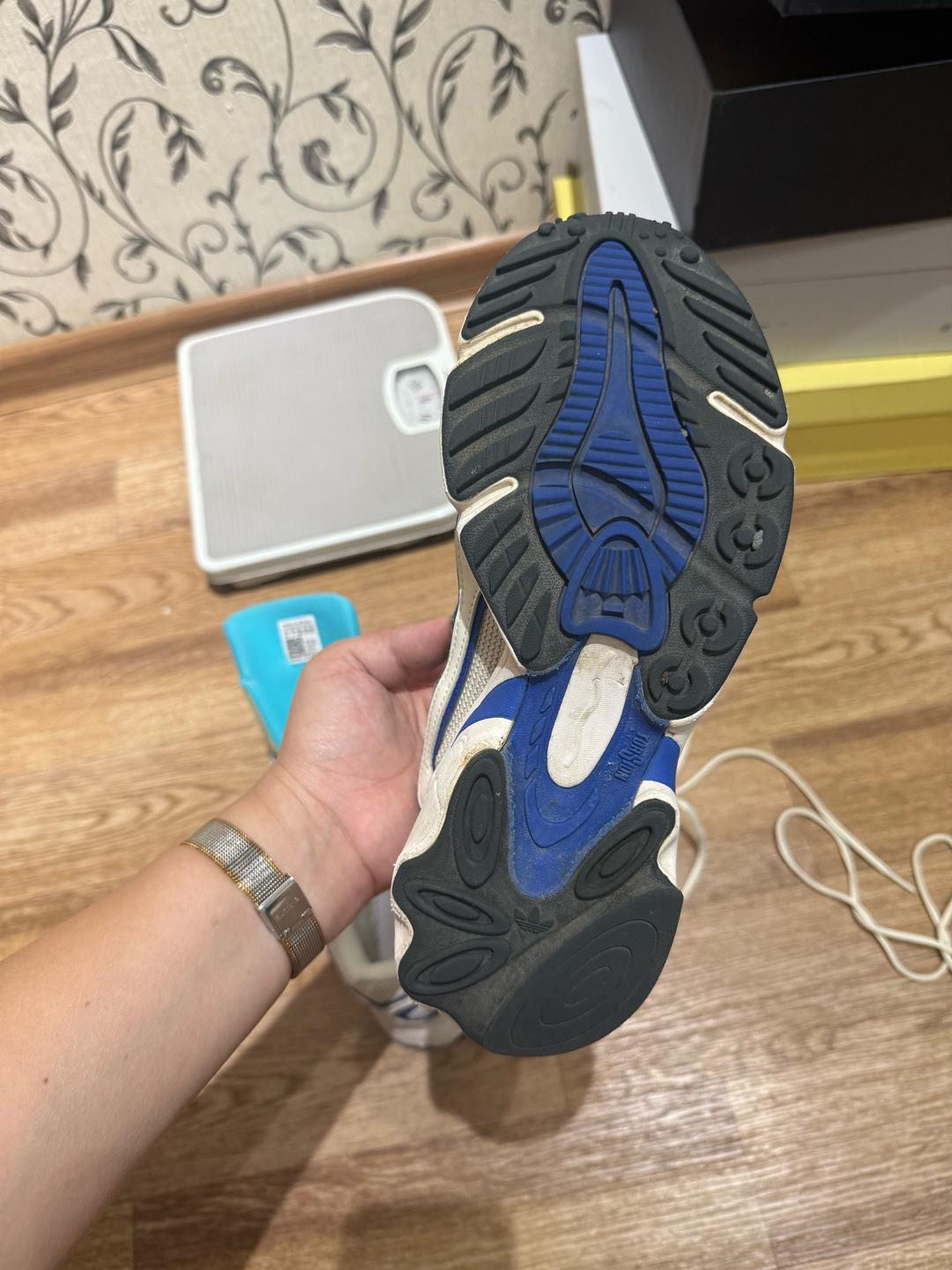 Adidas Кроссовки adidas OZWEEGO — фото 2