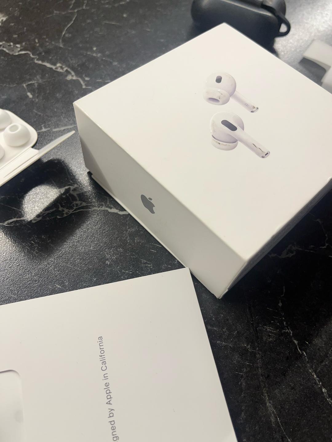 Apple Наушники Apple AirPods Pro — фото 2