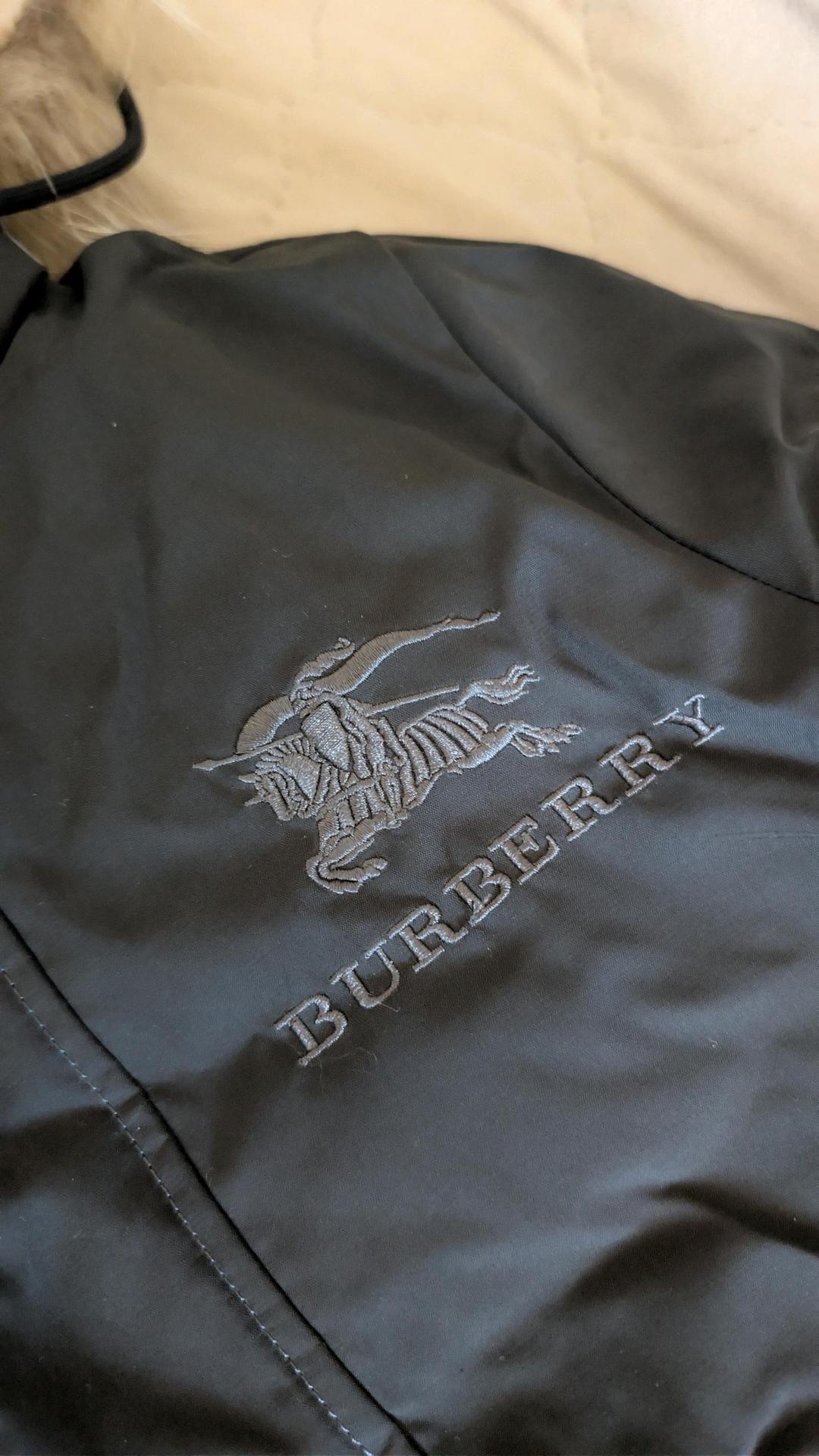 Burberry Куртка зимняя — фото 2
